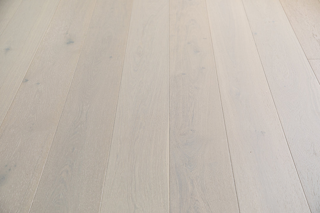 108 Progettista Euro Oak Engineered Wood 74.81"x7.5"x1/2", 2mm by VanDyck