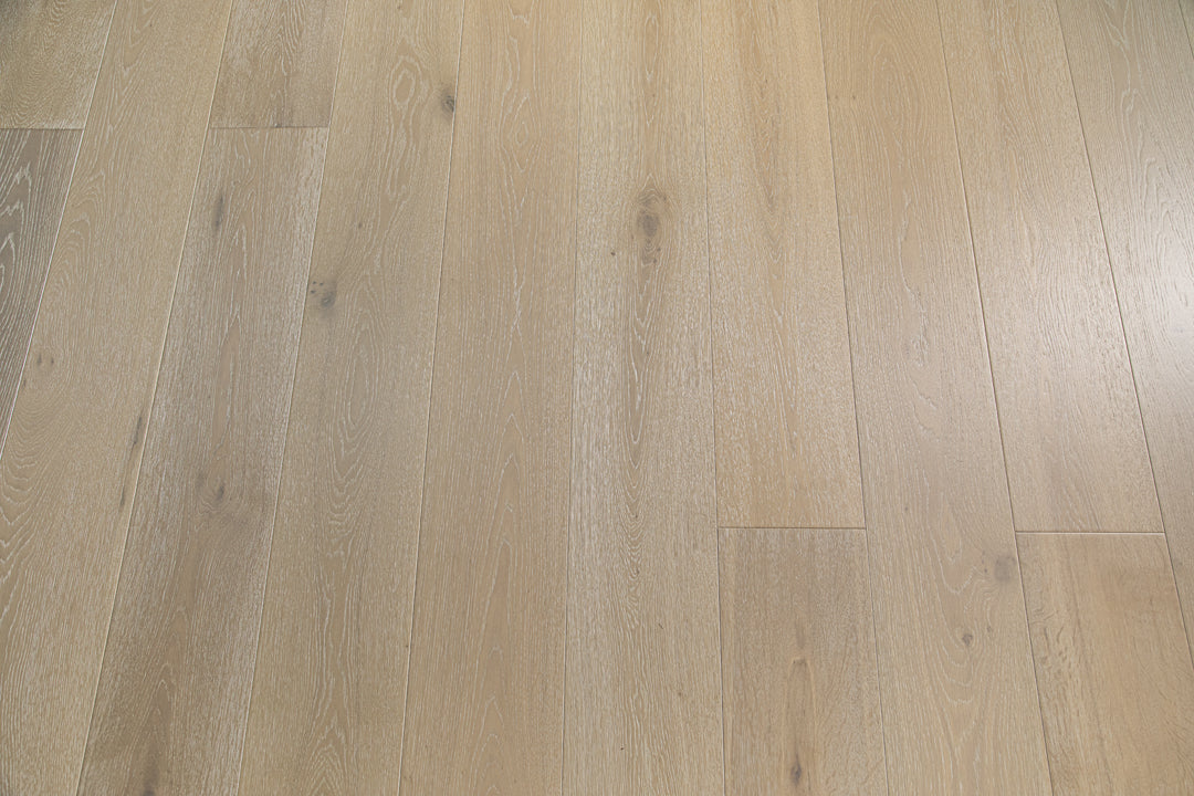 215 Lusso Euro Oak Engineered Wood 73.23" x 7.5" x 5/8", 4mm by VanDyck
